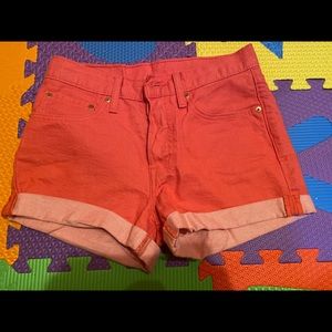 Levi‘s shorts